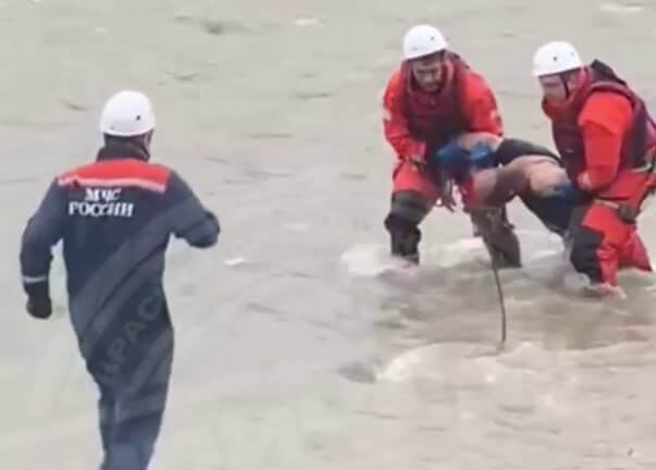 Труп мужчины нашли в воде в Центральном районе Сочи