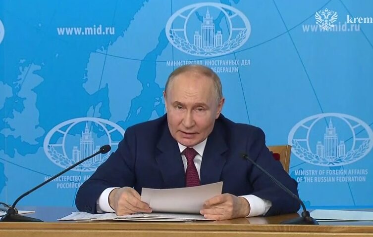 Путин назвал условия России для возобновления мирных переговоров по Украине