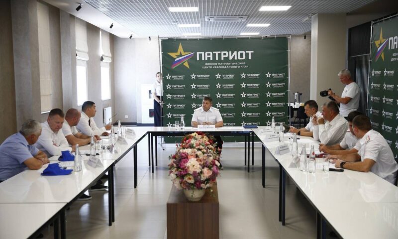 Власти Кубани обсудили развитие сотрудничества с коллегами из Херсонской области