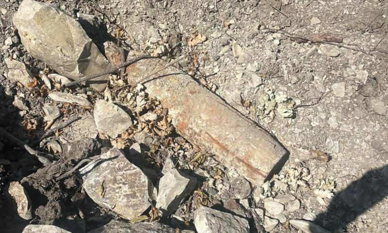 Ржавый снаряд времен войны нашли во время строительства дороги в Геленджике