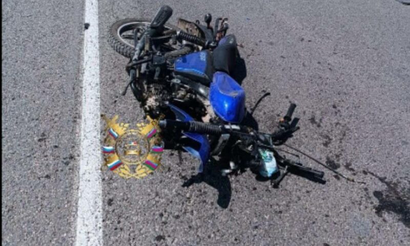Без прав и шлема: водитель мопеда погиб в ДТП с иномаркой в Каневском районе