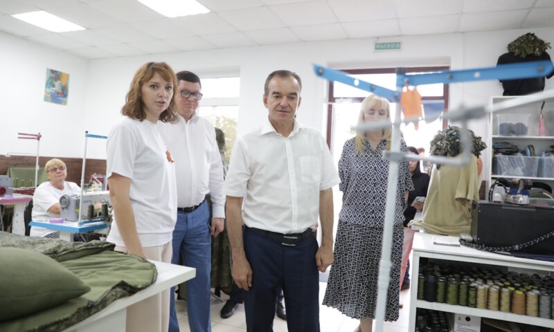 Вениамин Кондратьев посетил благотворительную организацию Тимашевского района