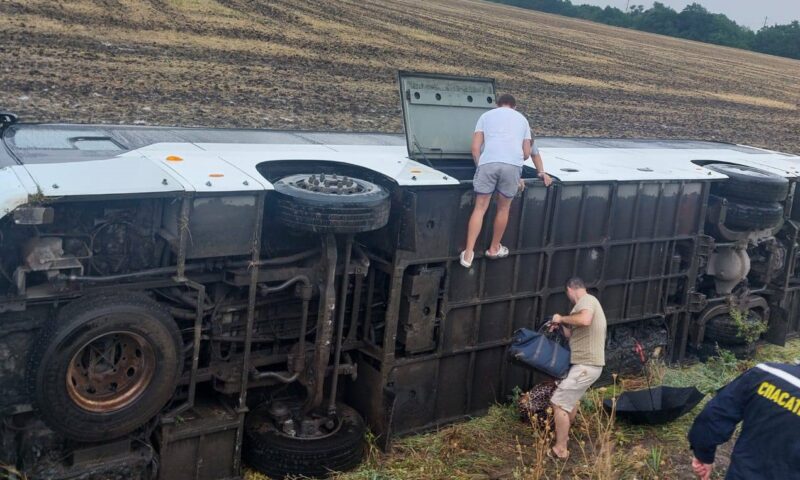 Более 10 человек пострадали в ДТП с рейсовым автобусом под Краснодаром