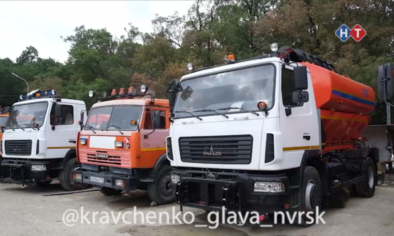 Мэр Новороссийска возмутился количеством неисправной спецтехники для уборки улиц
