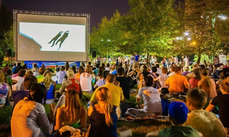 Кино под открытым небом бесплатно покажут 6 июля в Краснодаре