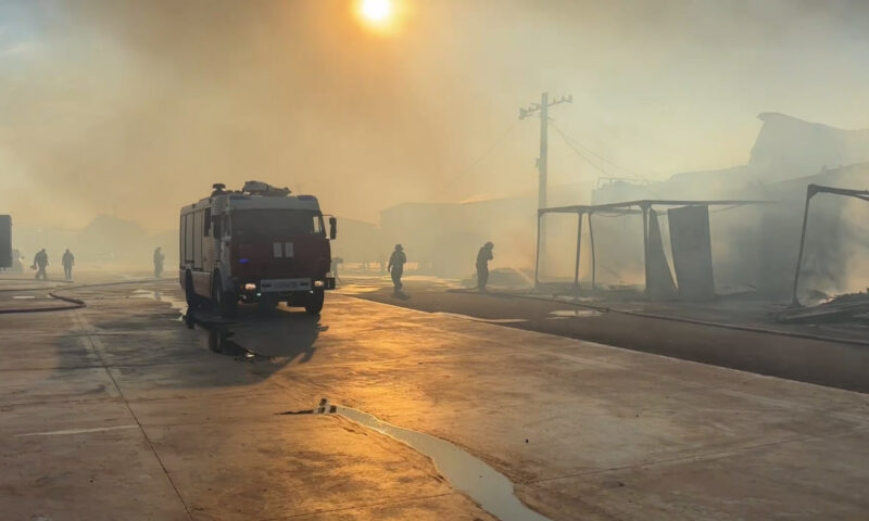 Масштабный пожар вспыхнул в районе Рубероидного завода в Краснодаре