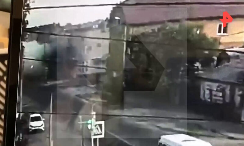 Появились кадры момента обрушения здания в Апшеронске