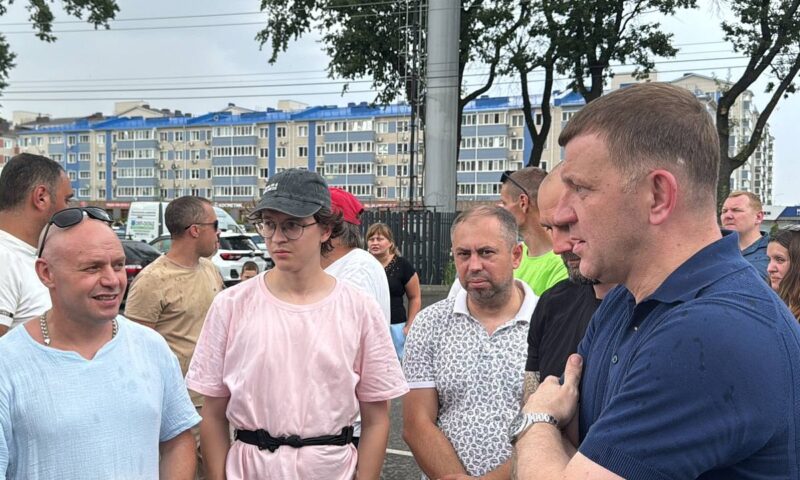Мэр Краснодара раскритиковал работу УК, которые не пошли навстречу людям