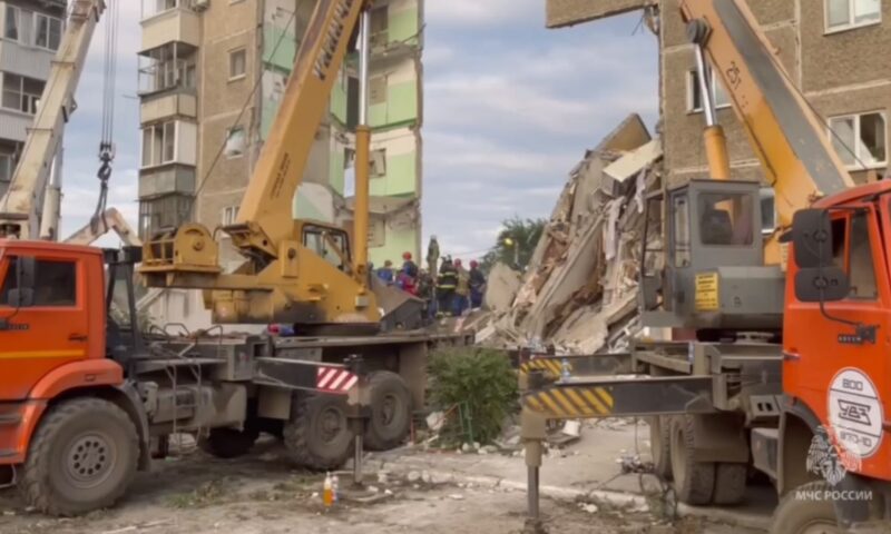 Число погибших при взрыве газа в многоэтажке Нижнего Тагила выросло до четырех