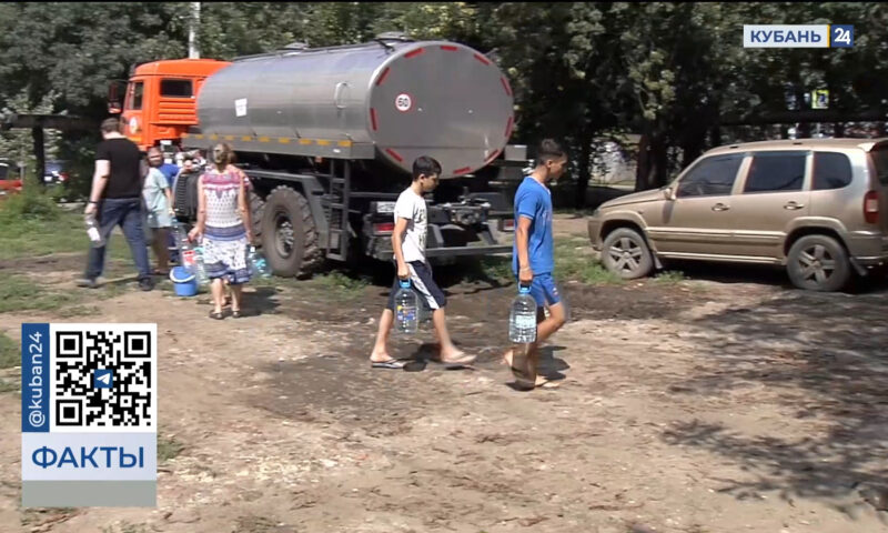 Жители Сочи жалуются на перебои с водоснабжением во многих районах города