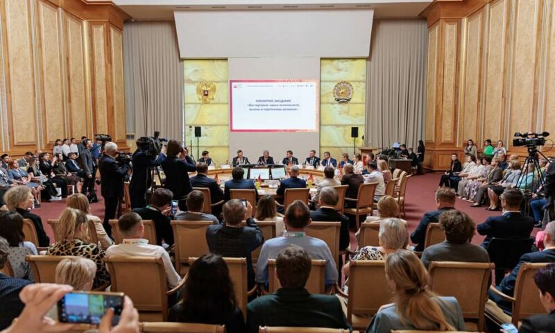 Кубань приняла участие в межрегиональном форуме бизнеса и власти в Уфе