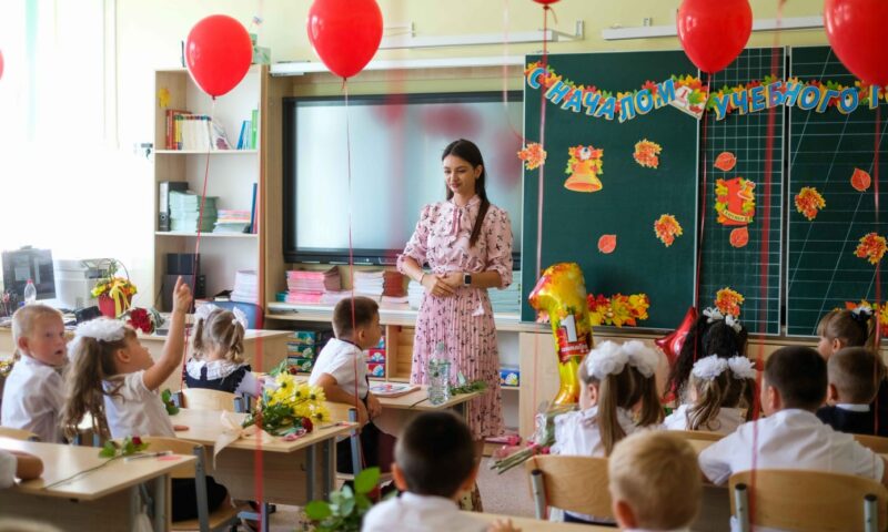 Собираем детей в школу: во сколько обойдется базовый набор на 1 сентября