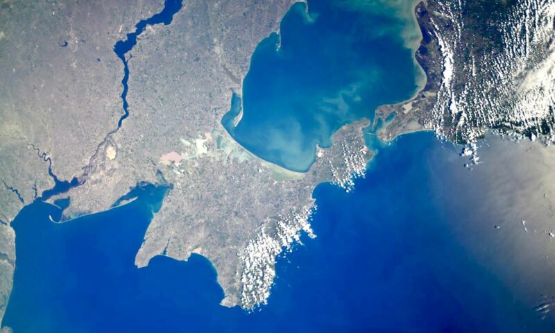 Космонавт показал, как выглядит побережье Краснодарского края из космоса