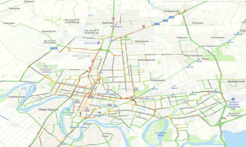 Краснодар сковали 8-балльные пробки вечером 10 сентября