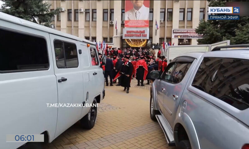 Кубанское казачье войско передало автомобили казакам-добровольцам в зоне СВО