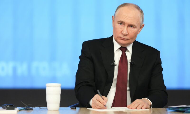 «Прямая линия» с Владимиром Путиным продлилась почти 4,5 часа