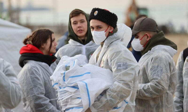 В Анапе определили места сбора волонтеров для уборки пляжей 22 декабря