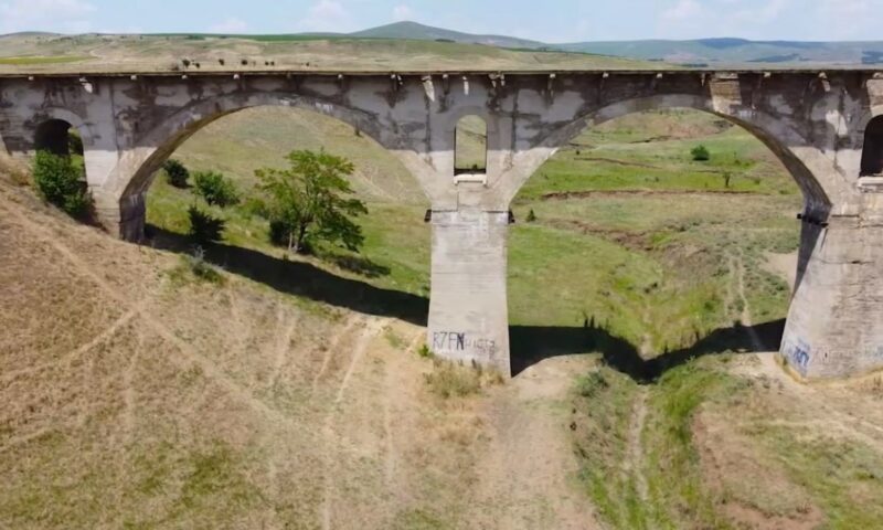 Два заброшенных моста на Кубани вошли в число самых красивых старинных в России