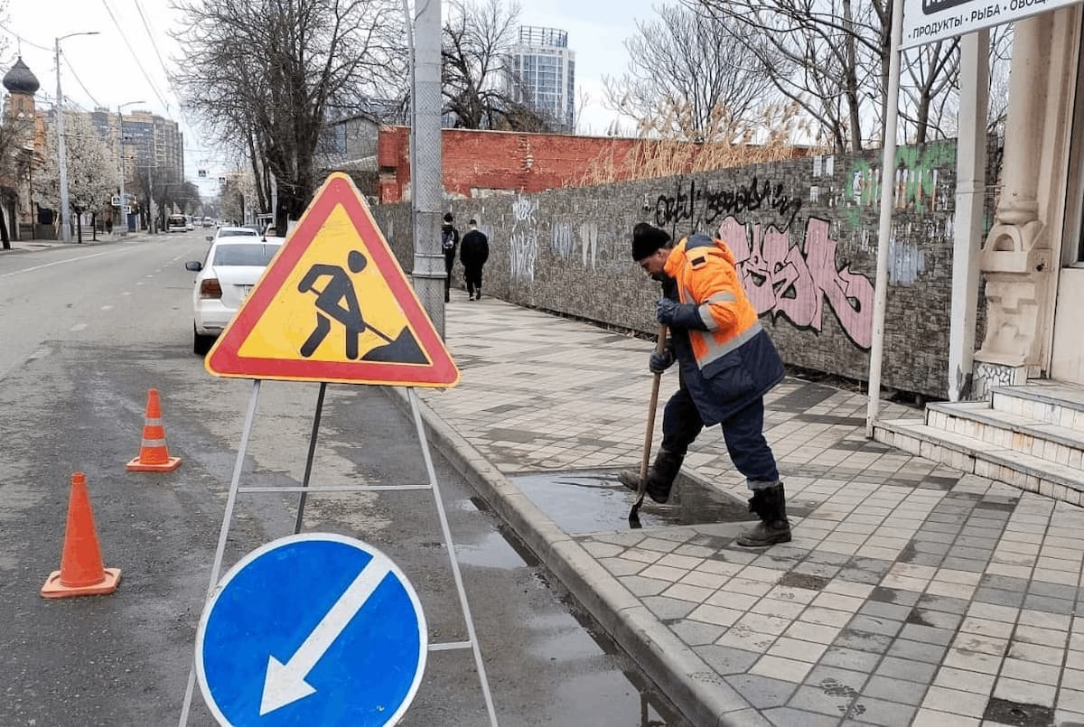 В Краснодаре ограничат проезд на улице Октябрьской из-за порыва трубы