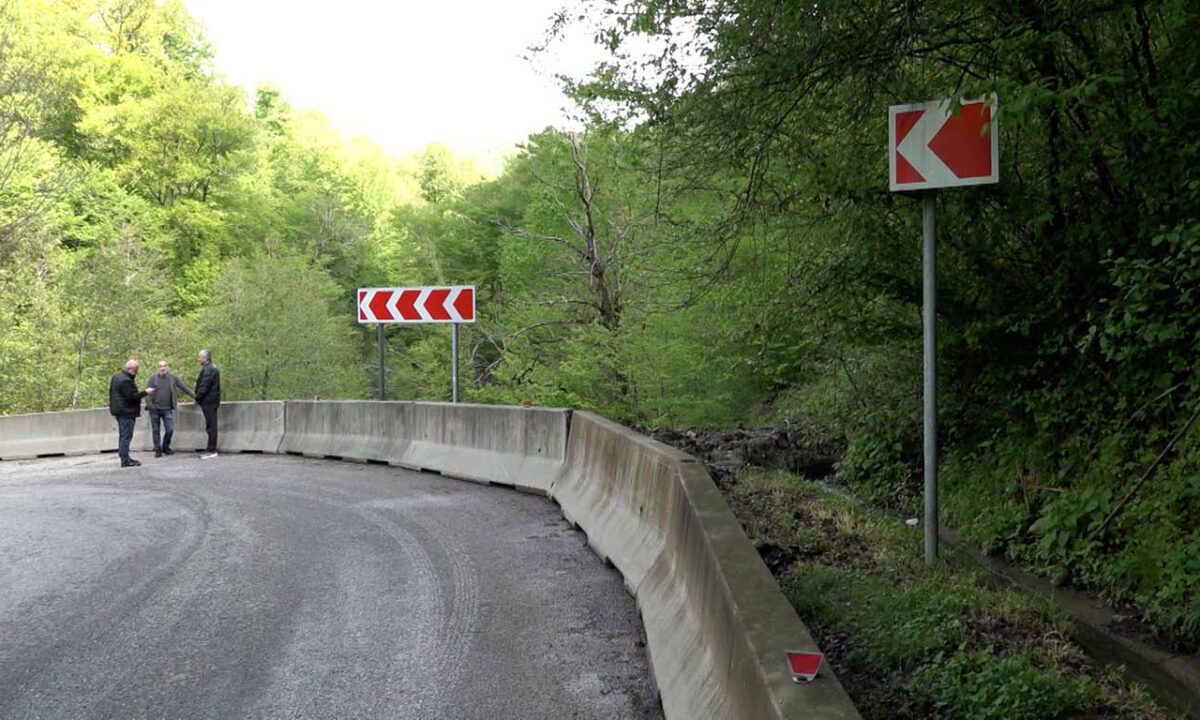 Дорогу в селе Разбитый Котел под Сочи планируют отремонтировать до конца года