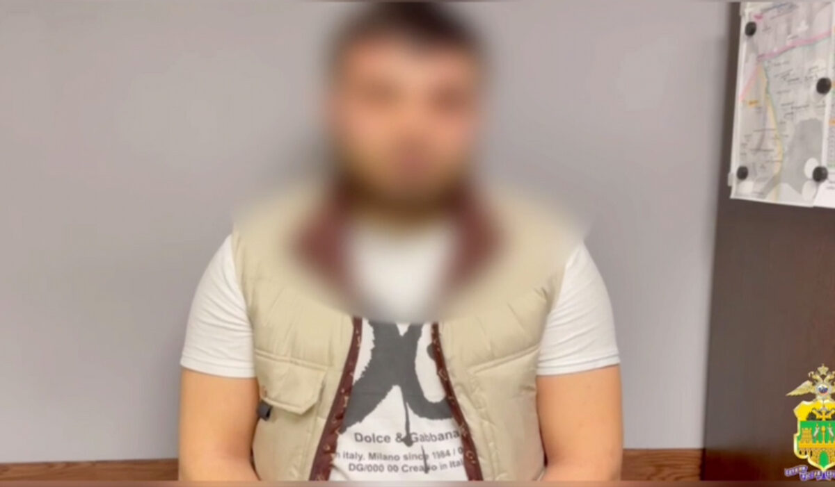 В Краснодаре задержали виновника пожара на парковке ЖК, где сгорели 17 машин