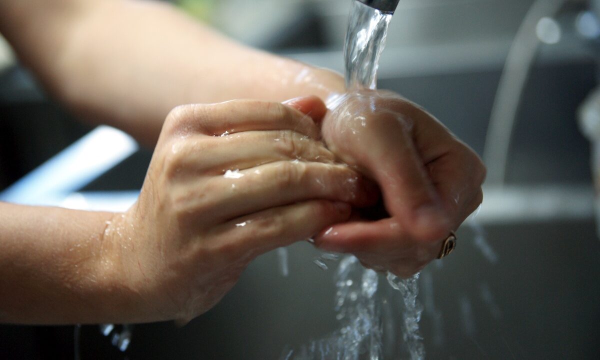 После проверки прокуратуры вернули горячую воду в дома 450 жителей Краснодара