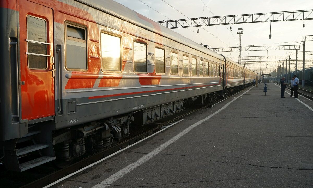 Дополнительный поезд запустят между Сочи и Москвой с 5 августа
