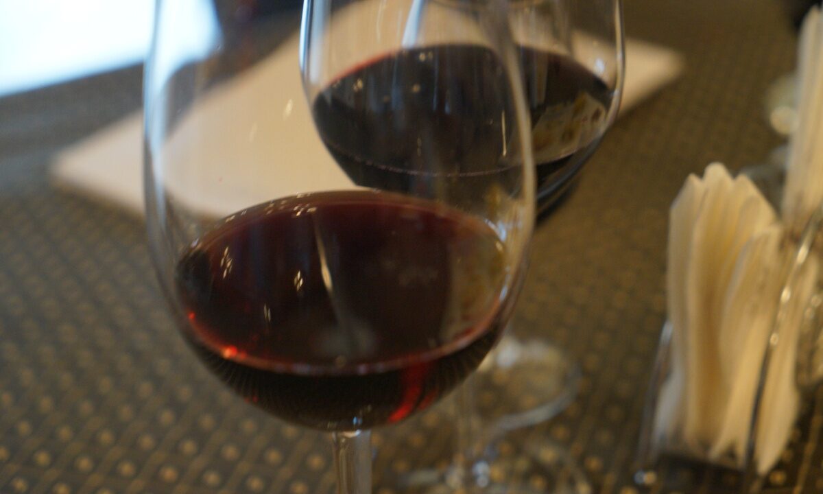 Более 245 млн рублей поступило в бюджет Кубани от лицензий на продажу алкоголя