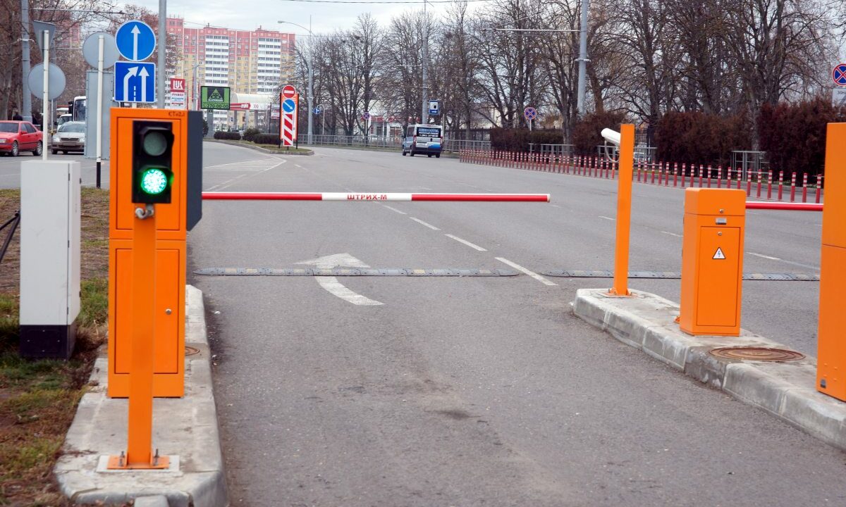 Камеры за 23,5 млн рублей установят в Краснодаре для борьбы с неоплатой парковок