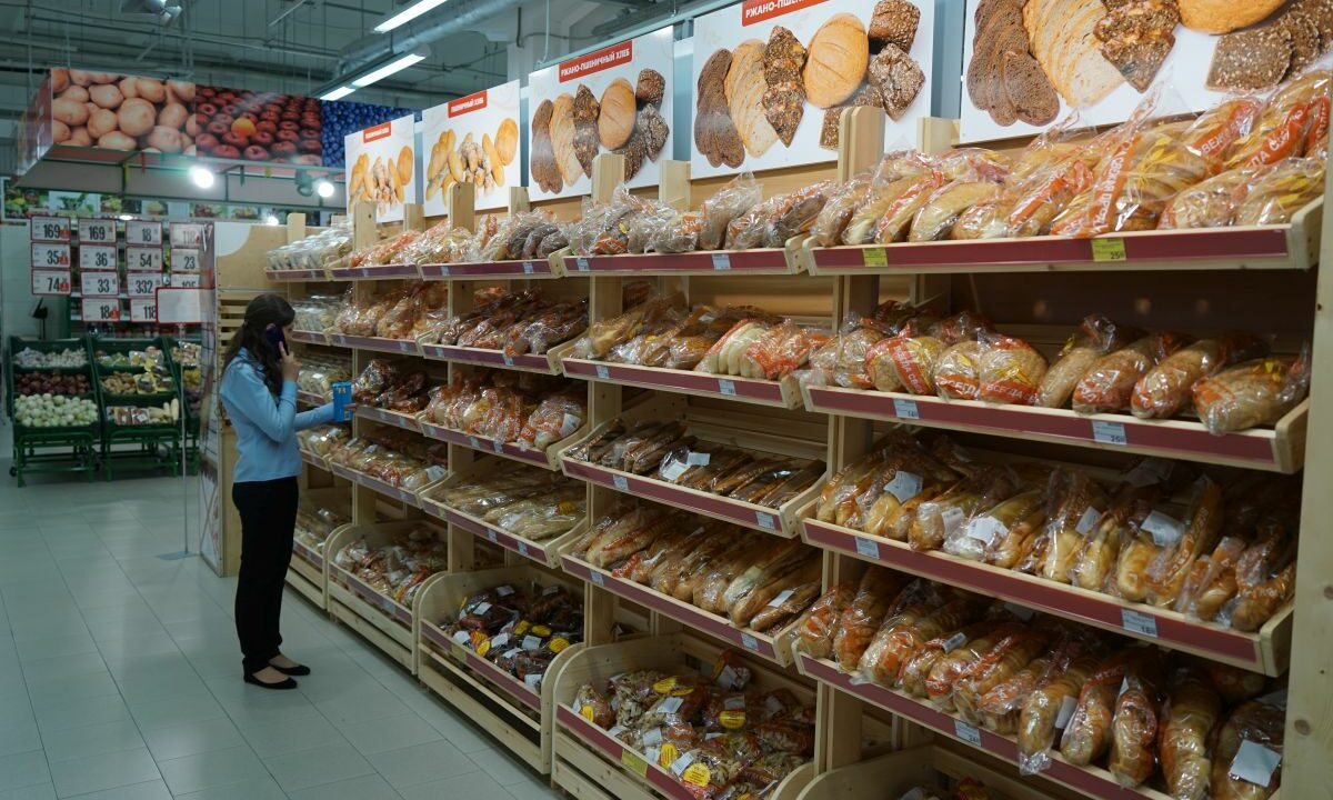 В Краснодаре за неделю подорожали капуста и хлеб и подешевели яблоки и яйца