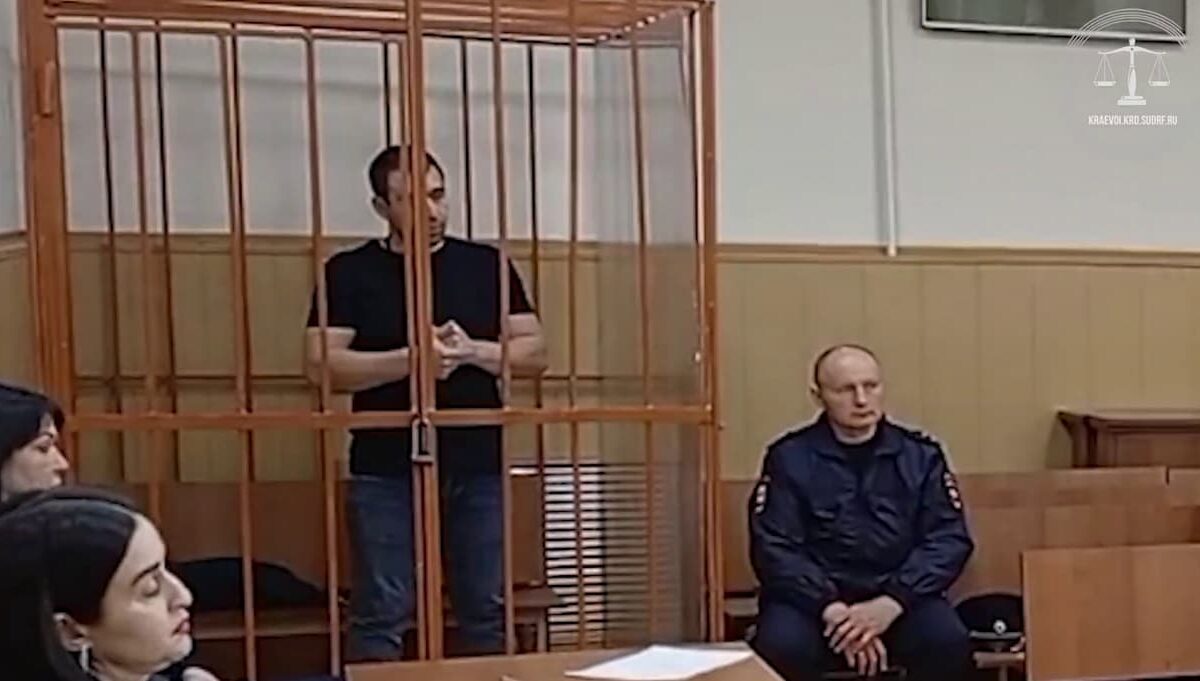 На Кубани автохаму дали 3 года колонии за нападение на полицейского