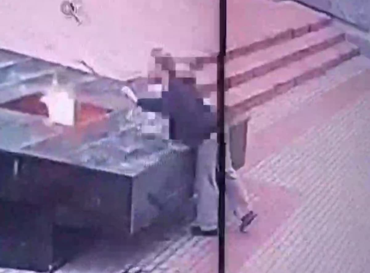 Полиция нашла девочку-подростка, разжигавшую ветки на Вечном огне в Кореновске
