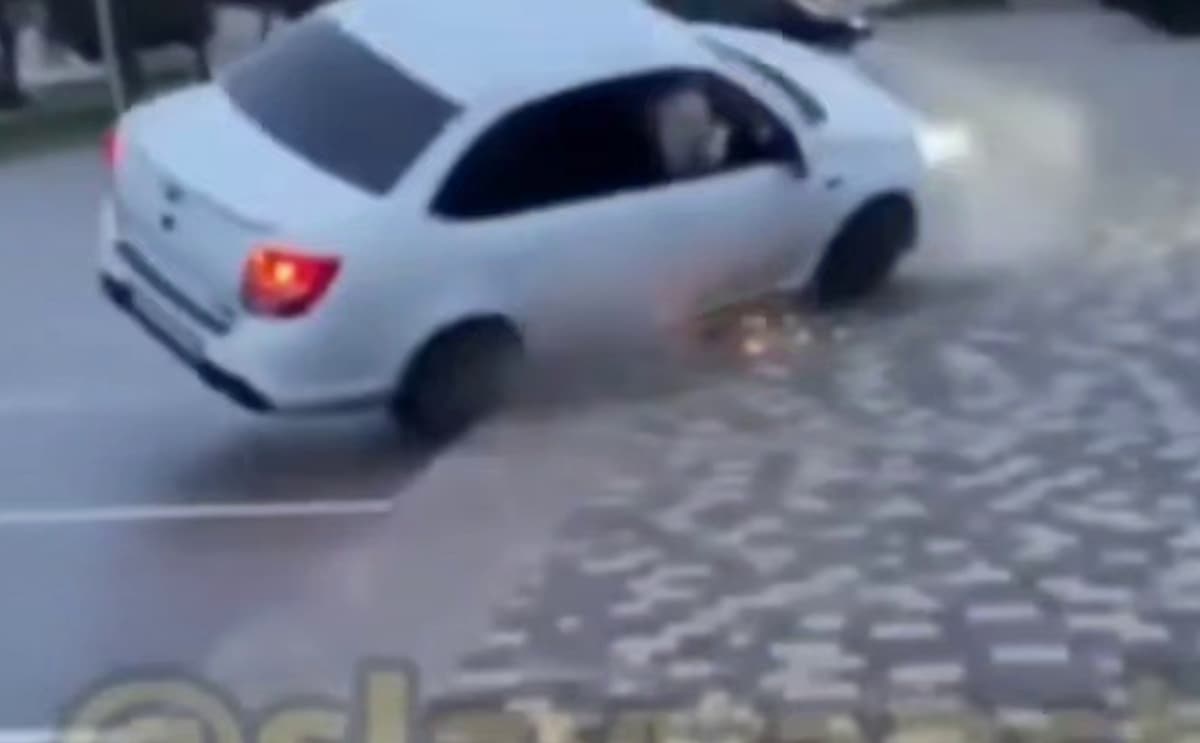 Юный гонщик со стажем 17 дней лишился прав из-за дрифта в Славянске-на-Кубани