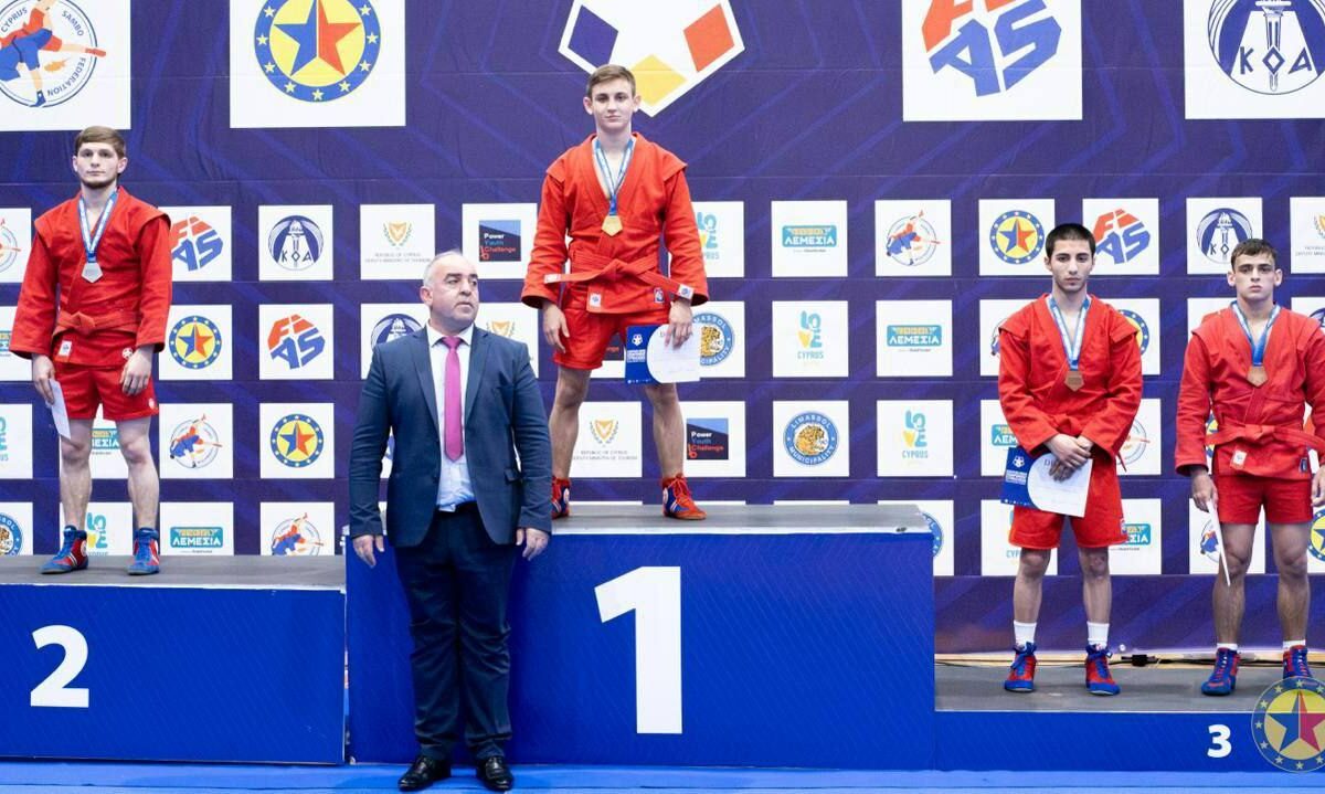 Спортсмены Кубани завоевали 7 медалей на чемпионатах Европы по самбо и дзюдо