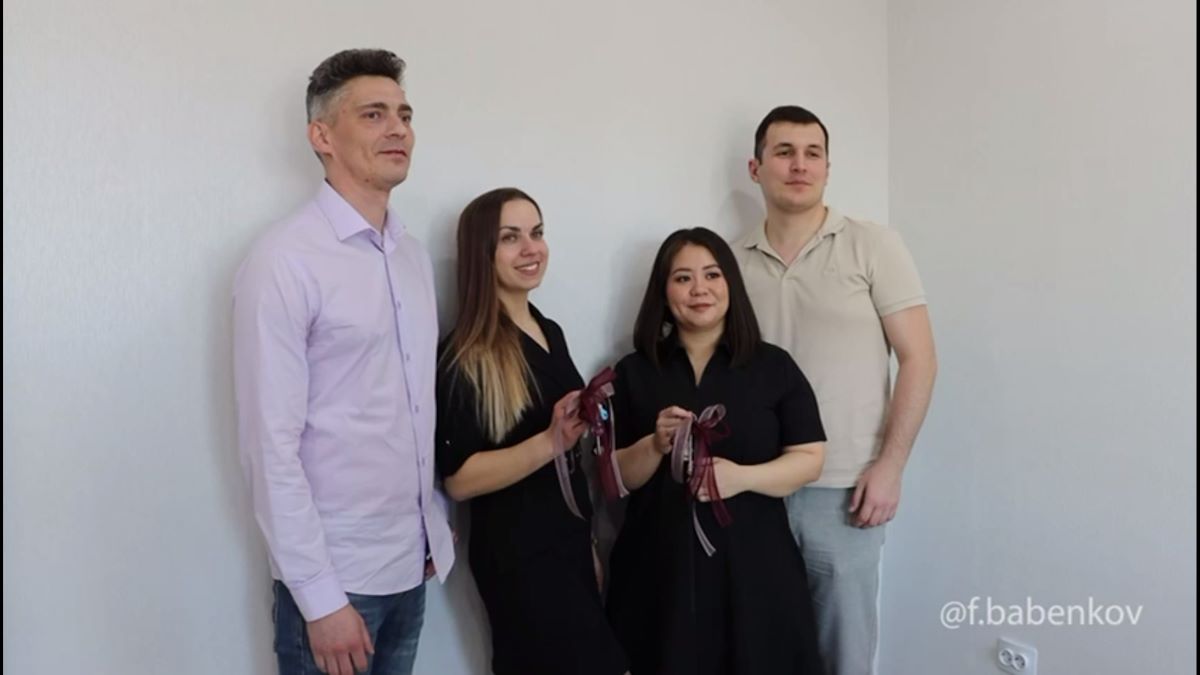 Две семьи молодых врачей получили жилье по программе «Земский доктор» на Кубани
