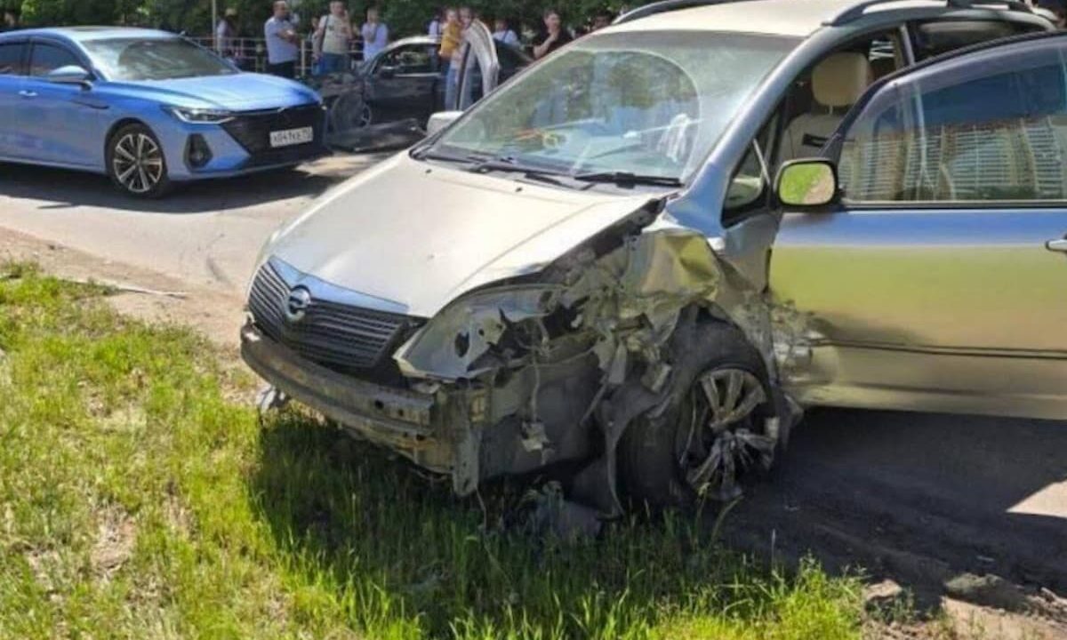 Трое взрослых и 3-летний ребенок пострадали в ДТП в Краснодаре