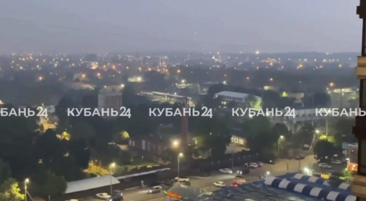 Жителей Краснодара предупредили о смоге и запахе от сжигаемой в Адыгее стерни