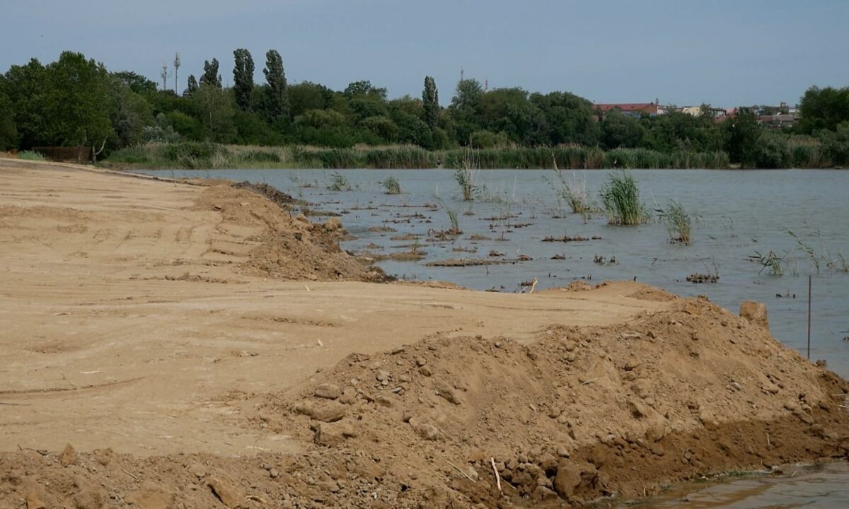 Благоустроенный пляж планируют открыть в Кропоткине до конца 2025 года