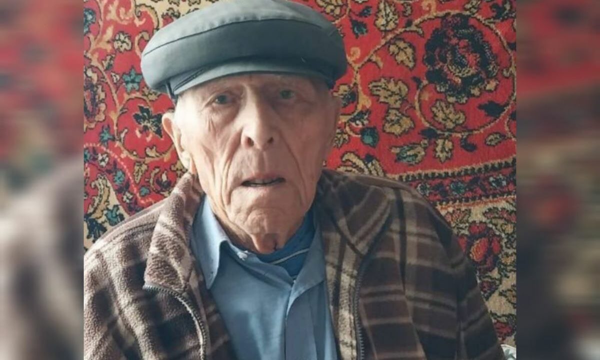 Кондратьев поздравил со 101-летием ветерана Ивана Громова из Лабинского района