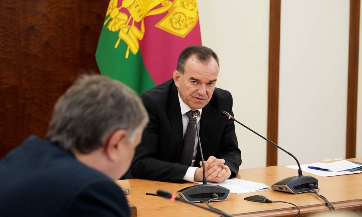 Кондратьев: каждое обращение жителей Кубани должно быть отработано