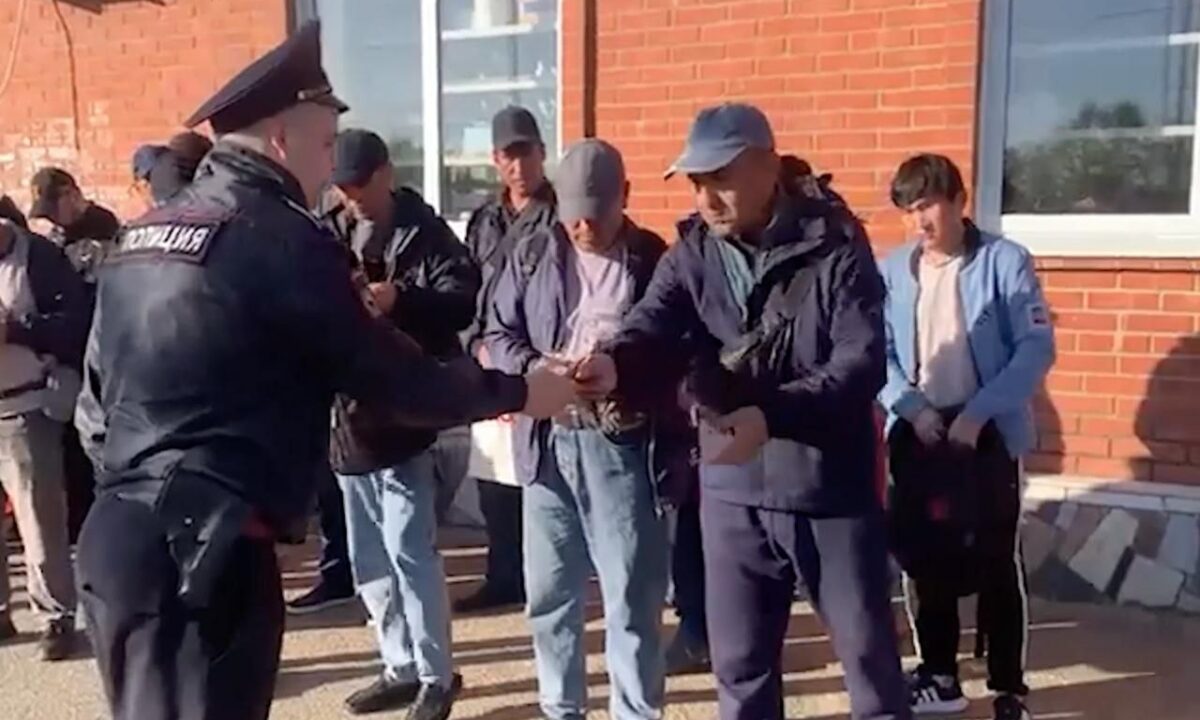 Более 70 протоколов выписали в Северском районе после проверки иностранцев