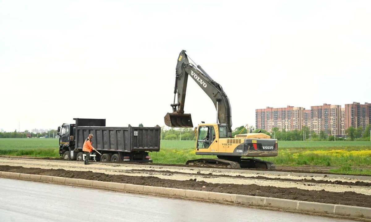 В Краснодаре строительство сети дорог в Новознаменском завершат до 1 сентября