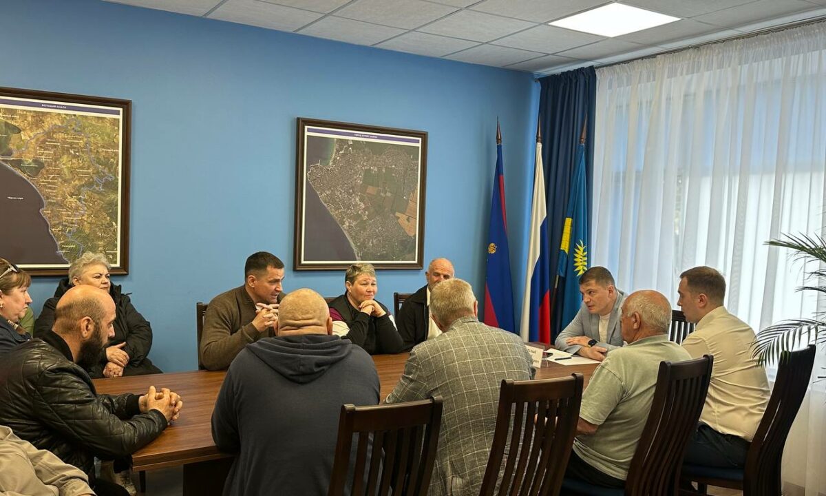 Мэрия Анапы пообещала предоставить новые места торговцам с фермерского рынка