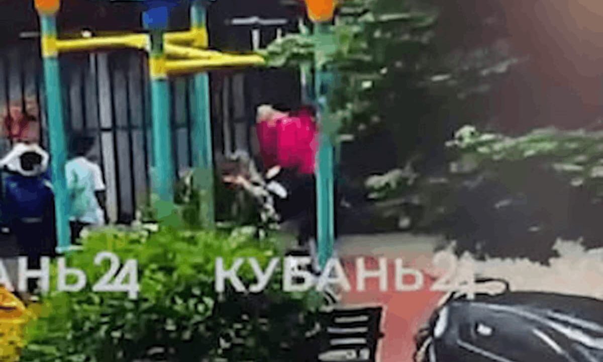 СК возбудил дело о хулиганстве после нападения женщины на ребенка в Краснодаре