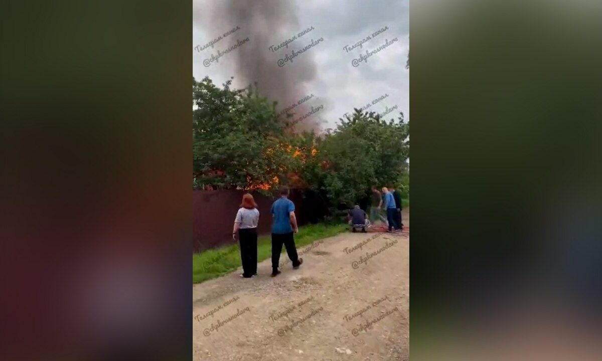 Пожар в СНТ «Криница» под Краснодаром 9 мая охватил 70 кв. метров