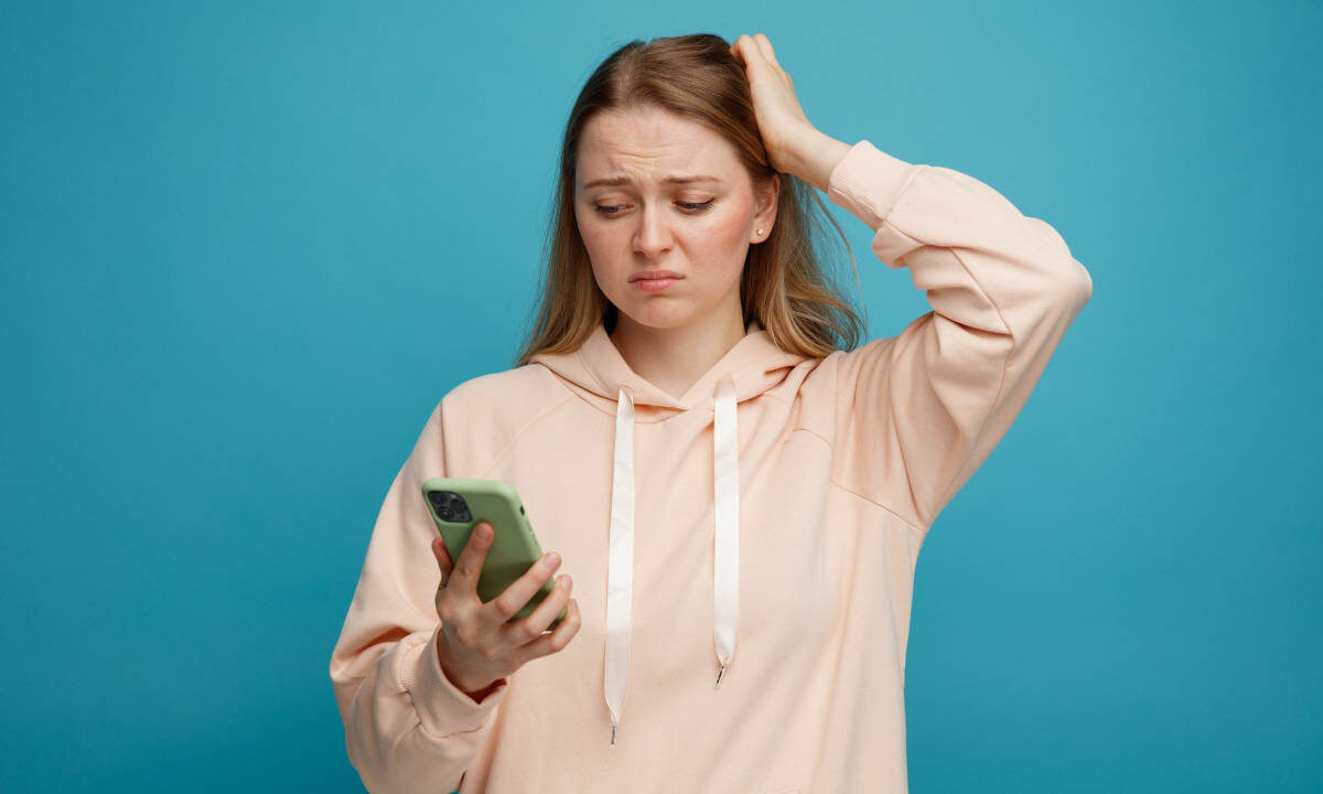 Что такое номофобия: как понять, что ты зависим от телефона