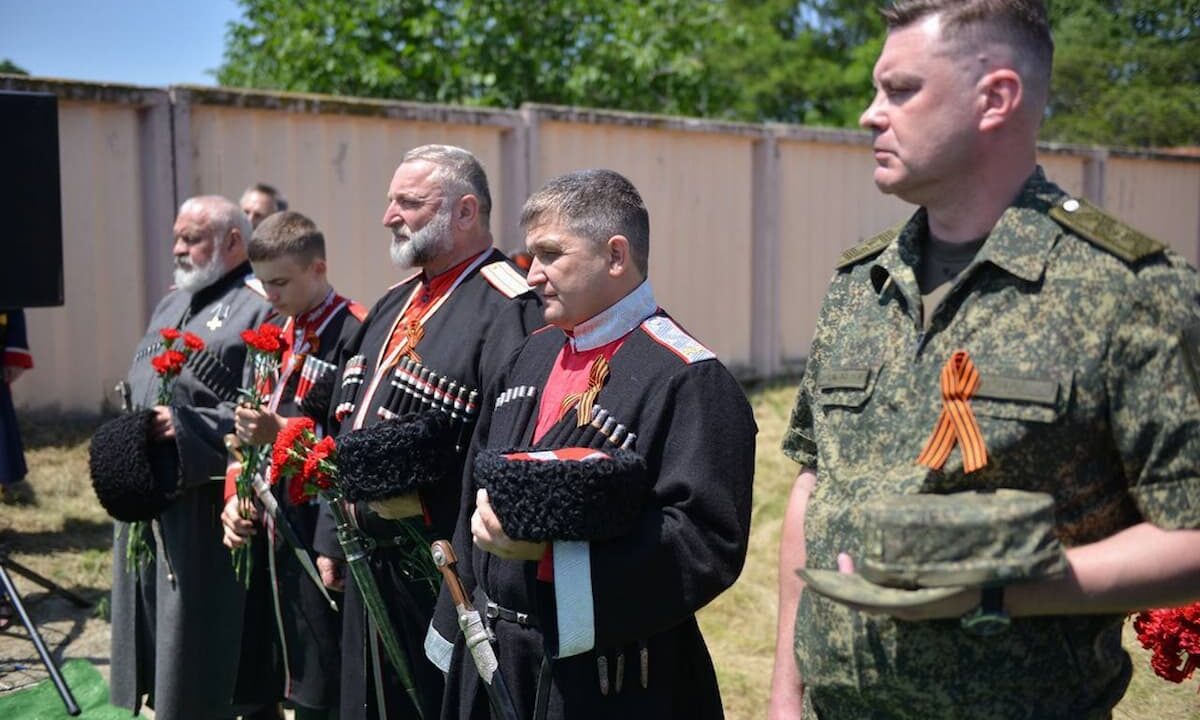 Казаки почтили память жертв политических репрессий в Лабинском районе