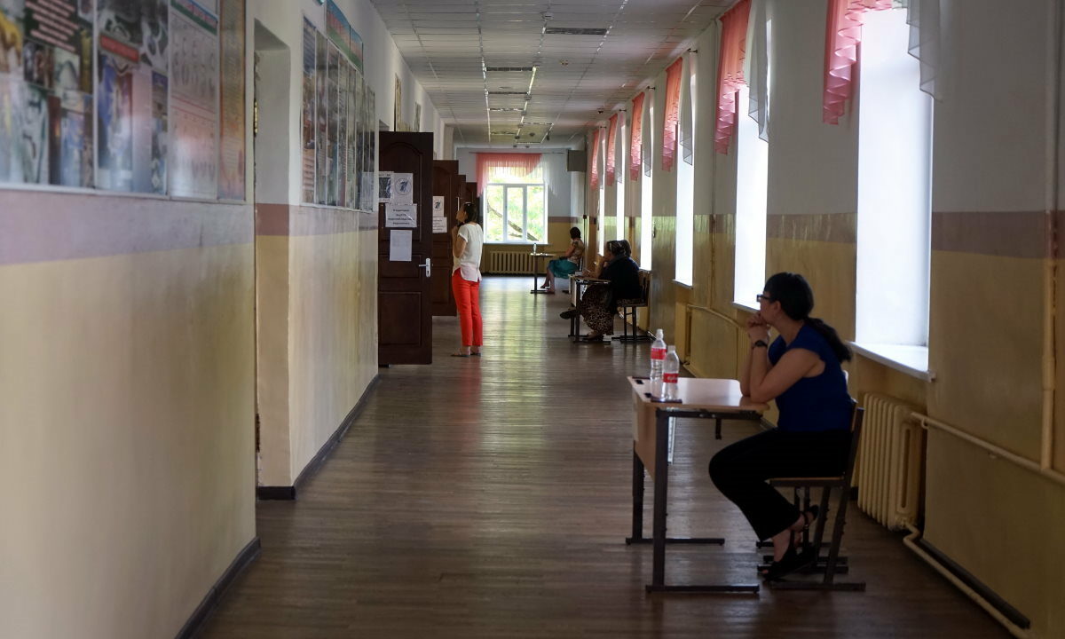 В Госдуме предложили платить учителям 13-ю зарплату за работу на ОГЭ и ЕГЭ