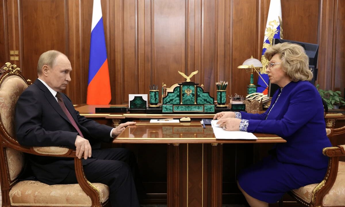 Путин поддержал идею бесплатного второго среднего образования для бойцов СВО
