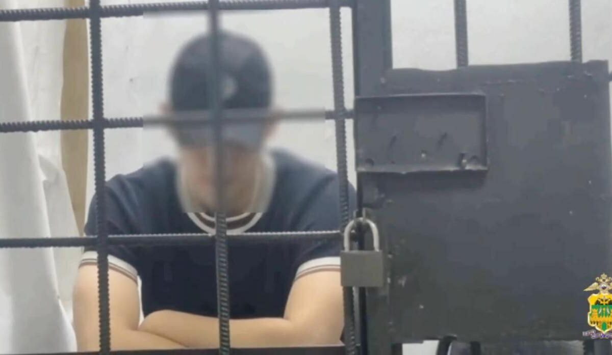 До 7 лет тюрьмы грозит размахивавшему ножом парню во время драки в Туапсе